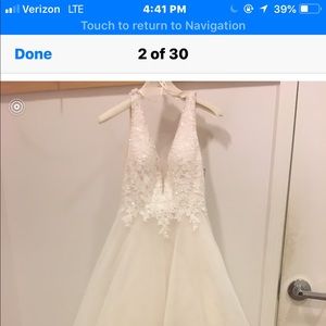 Brand new wedding dress never worn size 8